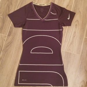 🛍Nike Pro Top